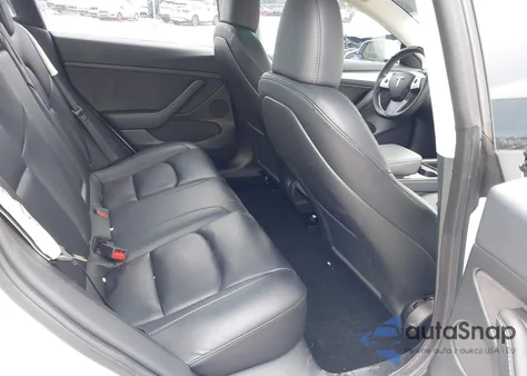 2023 Tesla Model 3 Rear-Wheel Drive z USA, uszkodzony, nr VIN 5YJ3E1EA9PF577174